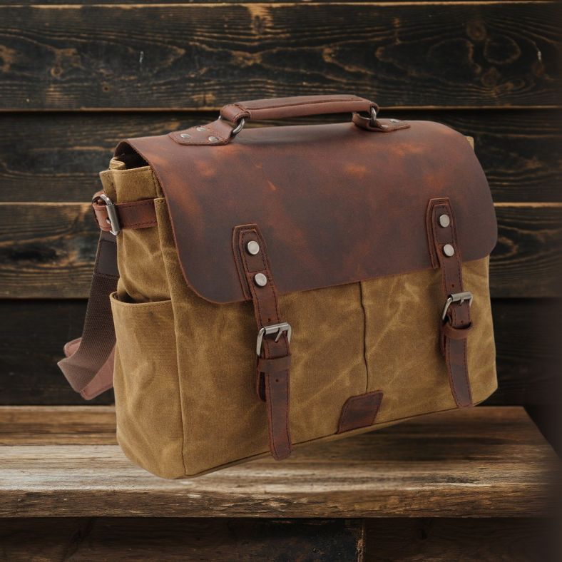PETERSBURG | Messenger-Tasche aus Toile
