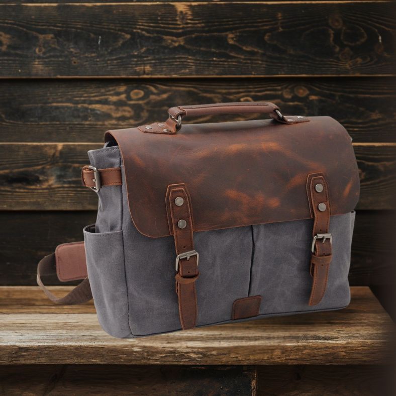 PETERSBURG | Messenger-Tasche aus Toile