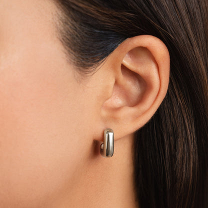 Alice Carré Gold Earrings